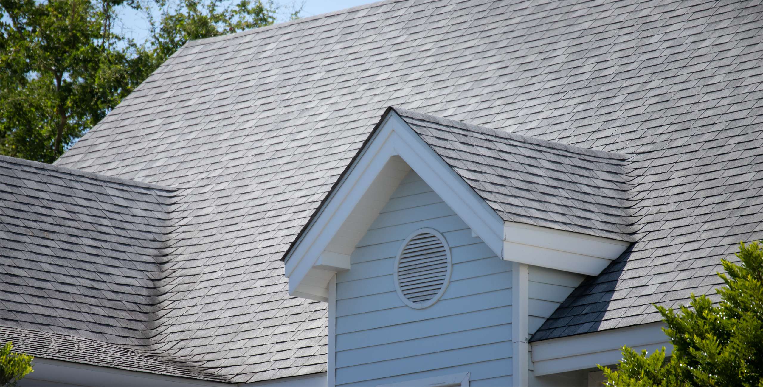 Keep Your Roof Healthy With Roofing Contractors Chicago